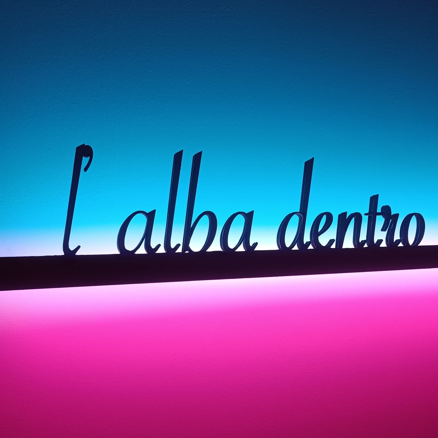 L'alba dentro l'imbrunire.